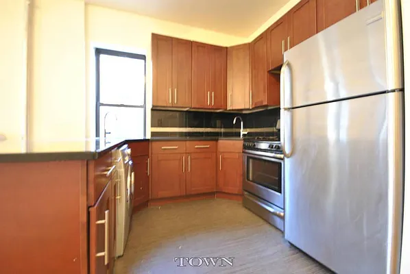 Rented by Town Residential | media 17