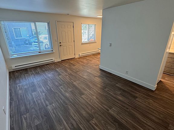 3rd image of 6100 24th Ave NW APT 7