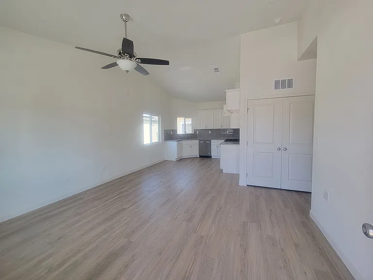 8500 Grandy St — Photo 3