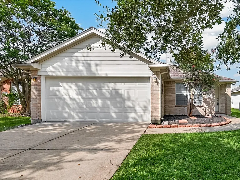 25202 Clover Ranch Dr — Photo 30