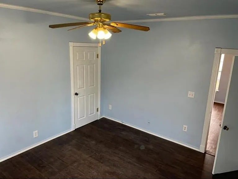 411 Cooke St — Photo 6