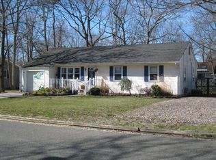411 Chelsea St, Forked River, NJ