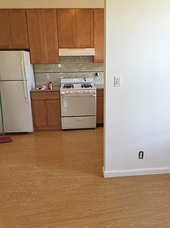1st image of 804 Woodward Ave Ste 01