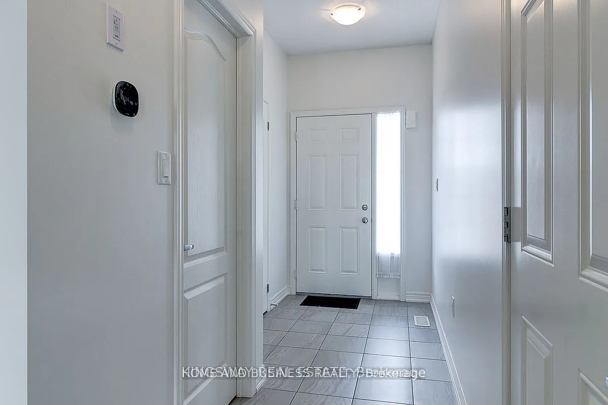3 bed, $2,850 — Photo 4