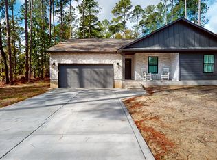 3 Ramblewood Ln, Wedgefield, SC 29168
