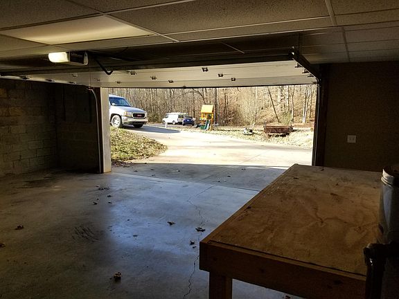 5th image of 2261 Ermine Dr