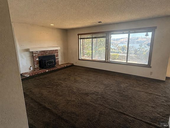 4th image of 1490 London Circle