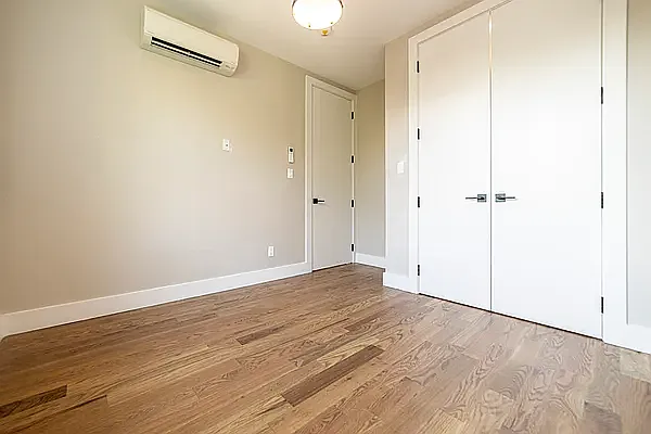 Rented by Friedman Mayer, LREB | media 7