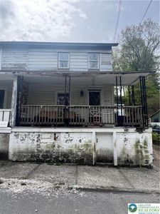 604 E Front St, Lansford, PA, 18232