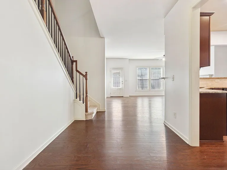 655 Township Cir — Photo 9