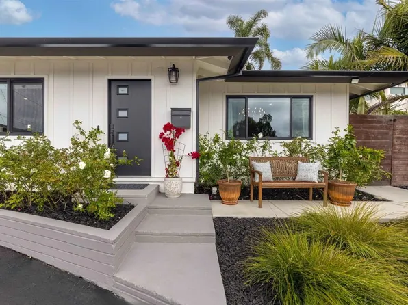 8675 Glenwick Ln, La Jolla, CA 92037