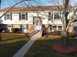 10 Rice Ave, Revere, MA 02151