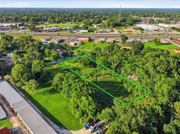 5855 & 5865 Cole Rd, Beaumont, TX 77706