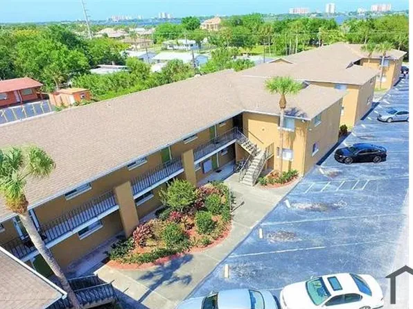 1890 S Palmetto Ave, Daytona Beach, FL 32119