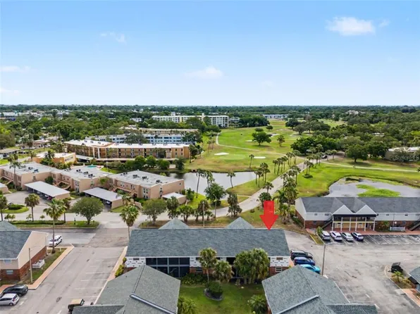 200 Country Club Dr APT 1101, Largo, FL 33771