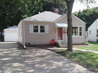 306 Cedar St, Dixon, IL 61021
