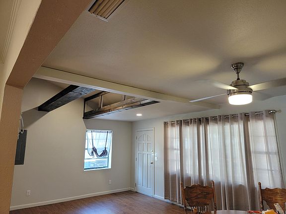 5th image of 1528 Ewing Ave