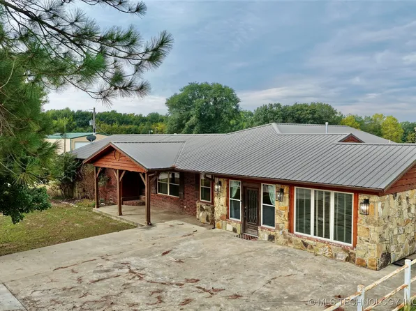 10388 N Perry Rd, Stigler, OK 74462