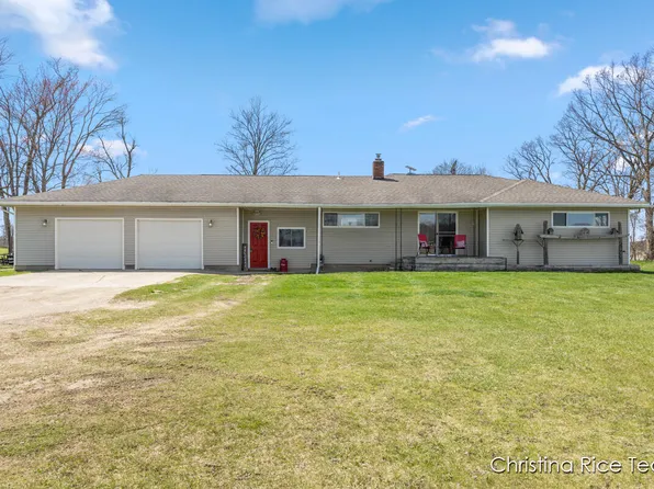 4398 S Greenville Rd, Greenville, MI 48838