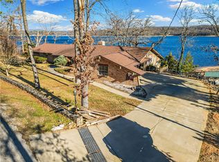 64 Riviera Dr, Rogers, AR 72756