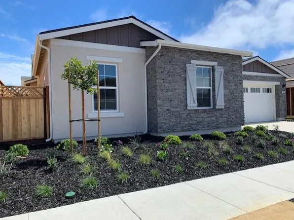 3054 Arroyo Dr, Marina, CA 93933