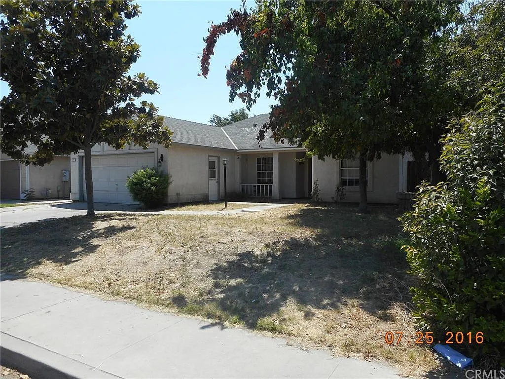 2591 7th St photo 1