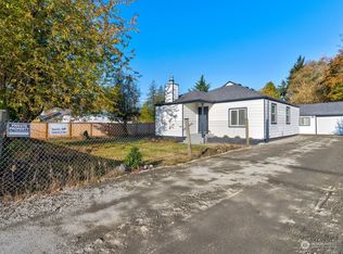337 100th St S, Tacoma, WA