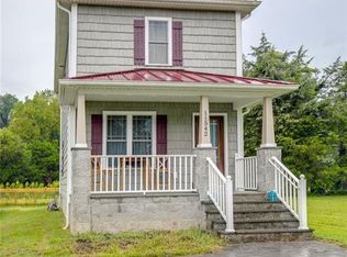 11542 W River Rd, Aylett, VA 23009