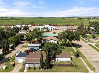 4704 S 50th Ave, Killam, AB T0B 2L0