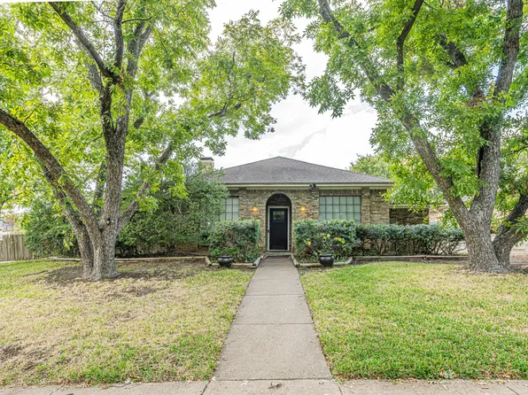 7003 Claybrook Dr, Dallas, TX 75231