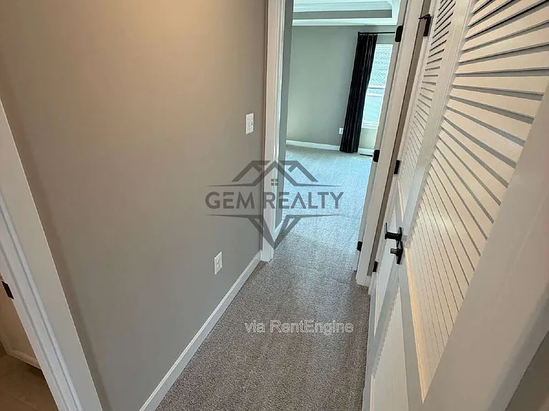8700 Stevenson Ln — Photo 13
