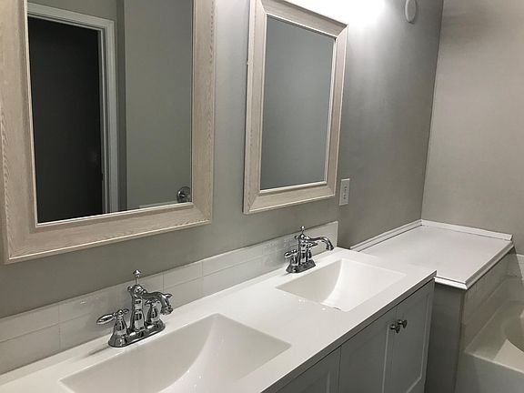 5th image of 6817 Beverly Springs Dr