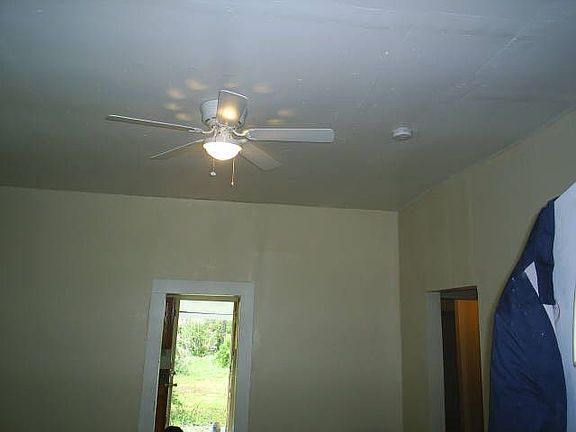 Living Room Ceiling