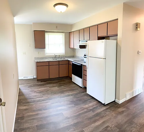 2635 Western Ave #1 Photo 1