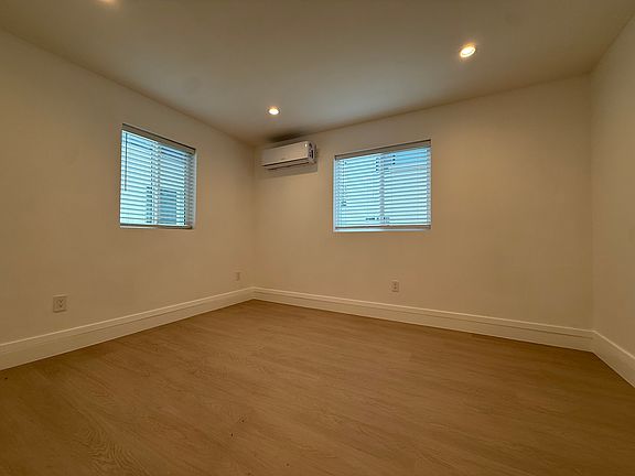 2nd image of 6030 3/4 Colfax Ave