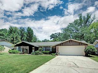 908 Cedar Hill Dr, Clinton, MS 39056