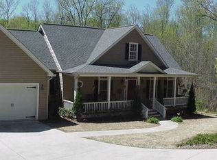 112 Hannah Brook Ln, Cleveland, GA 30528