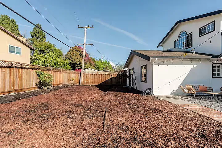 39986 Barbara St — Photo 56