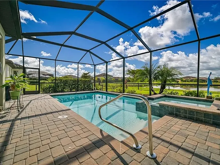 Effortless entertainment space!