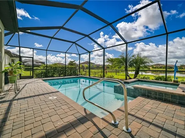 10736 Essex Square Blvd, Fort Myers, FL 33913