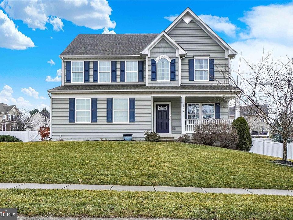 1st image of 1081 Countryside Rd