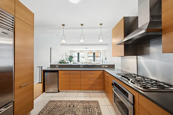 Sold by Compass | media 3