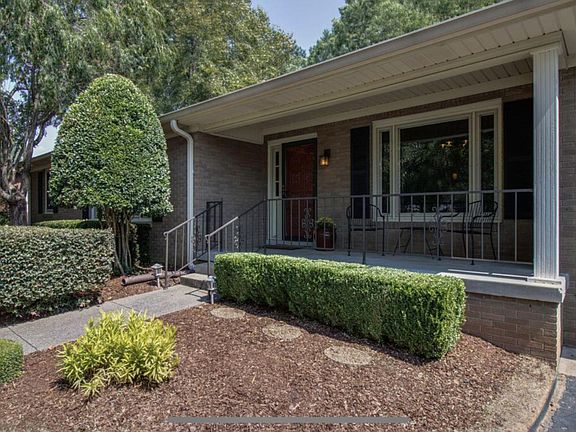 2nd image of 2414 Montclair Ave