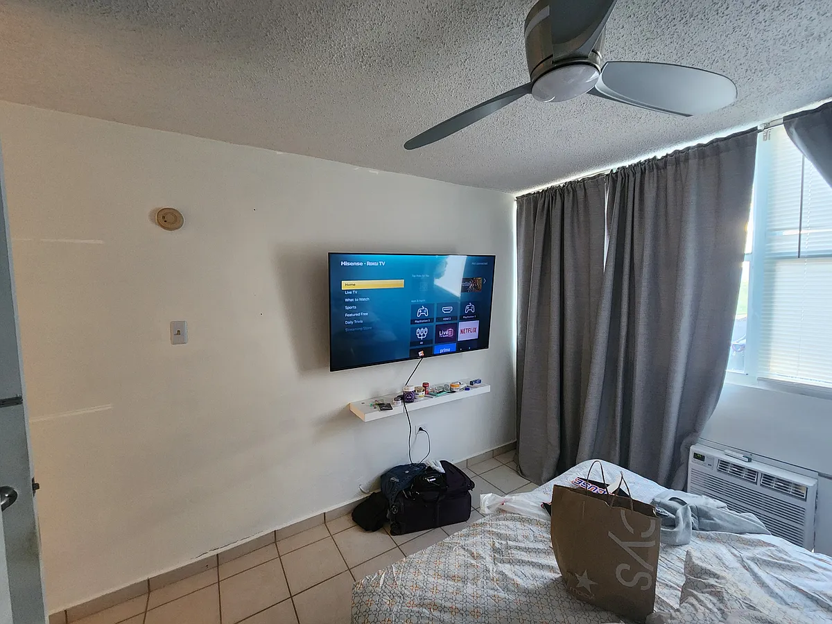 Building Photo - 408 Boulevard Media Uns #4701