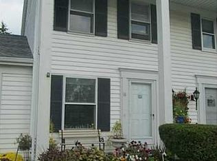 16 Boston Bay Rd, Perrysburg, OH 43551