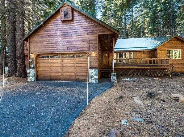 13977 Copenhagen Dr, Truckee, CA 96161