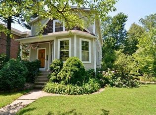 327 Park Ave, Wilmette, IL 60091
