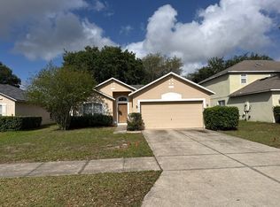 2207 Nicollett Way, Leesburg, FL 34748