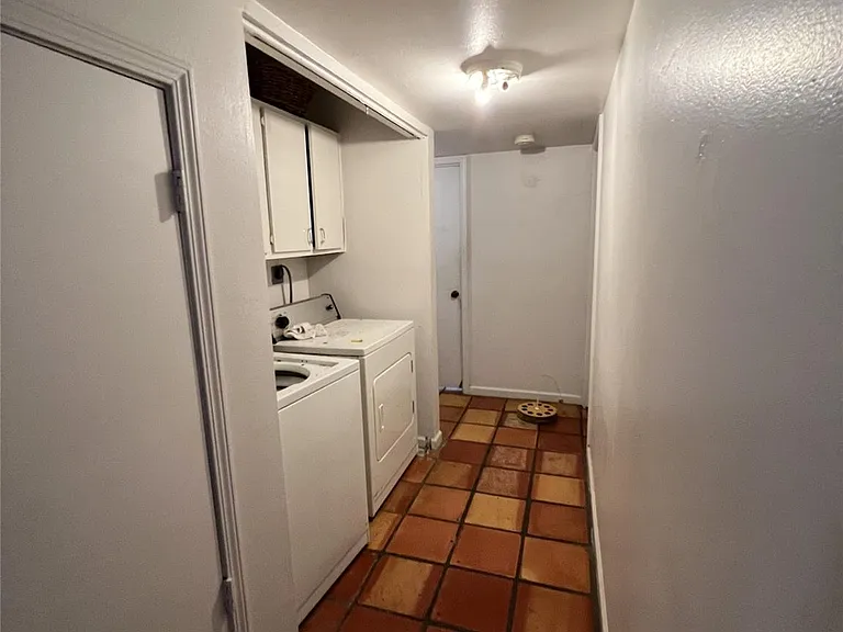 5300 Duval St #A — Photo 6