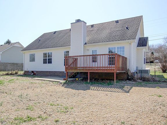 5th image of 473 Kristie Michelle Ln